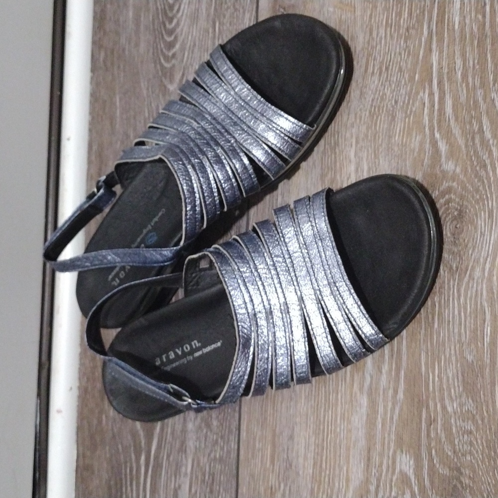 Aravon metallic blue leather sandals. Size 7